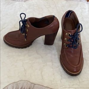 Tommy Hilfiger cognac brown leather pumps sz 6